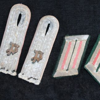 Wehrmacht ( Heer ) Insignia set for Panzerjäger