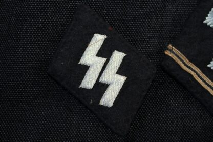 Waffen-SS Hauptscharführer Collar Tab Pair - Image 3