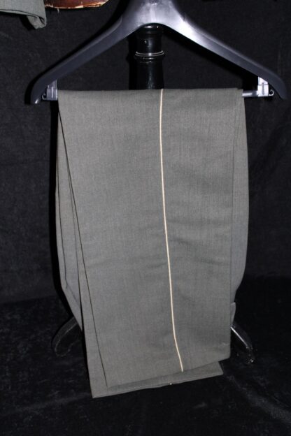 Waffen-SS Officers Tunic & Trousers SS-Hauptsturmführer - Image 6