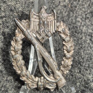 Infantry assault badge in silver – E.F. Wiedmann, Frankfurt
