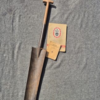 WW2 German Reichsarbeitsdienst Drainage shovel & paperwork